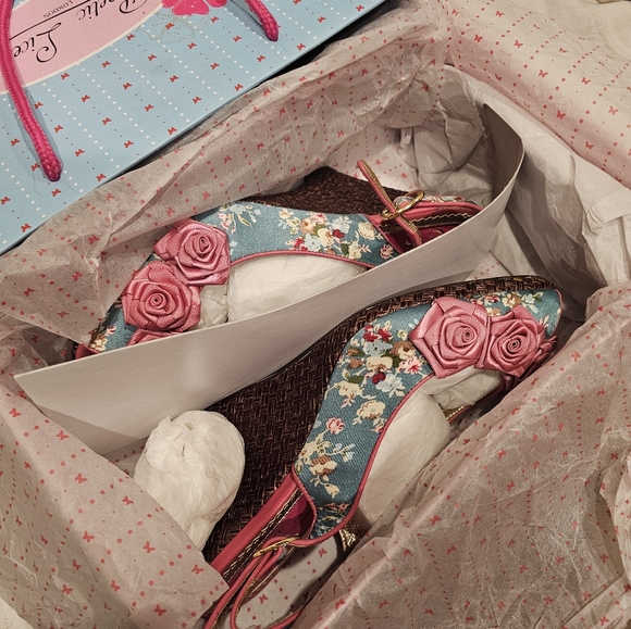 Poetic Licence Softer side green sorbet Peep Slingback Wedge 8.5M New in Box - Picture 4 of 13